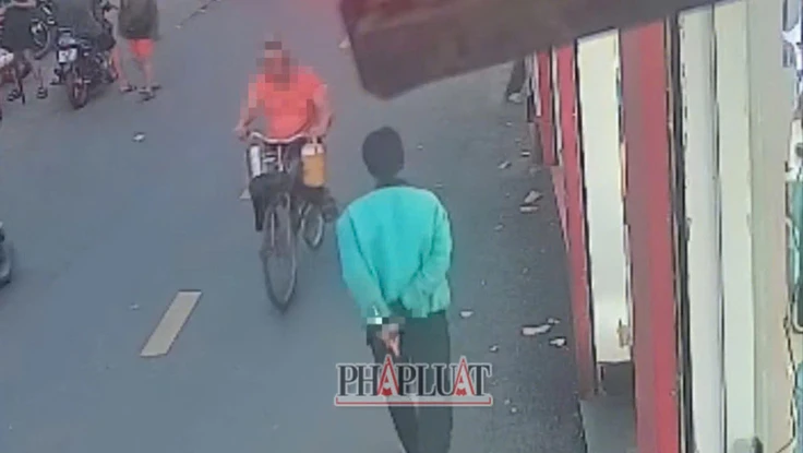 Lời khai ban đầu của nghi phạm vụ dùng dao đâm chết người trên đường ở TP.HCM 