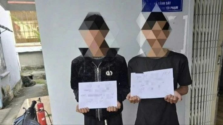 Mâu thuẫn trên mạng xã hội, cầm hung khí chém người khác bị thương