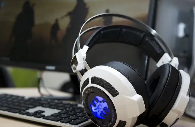 SoundMax bất ngờ tung ra mẫu tai nghe chơi game AH-323