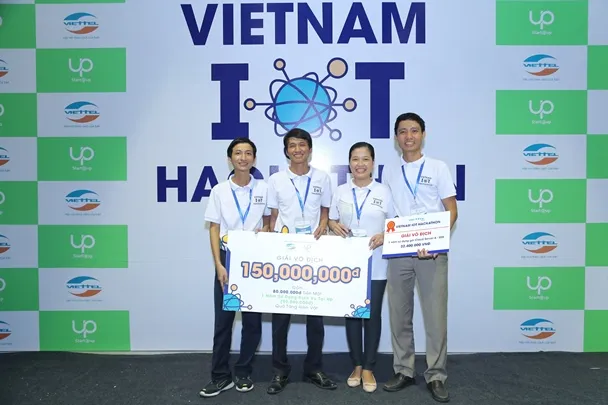 ĐH Lạc Hồng giành vô địch Vietnam IoT Hackathon 2017