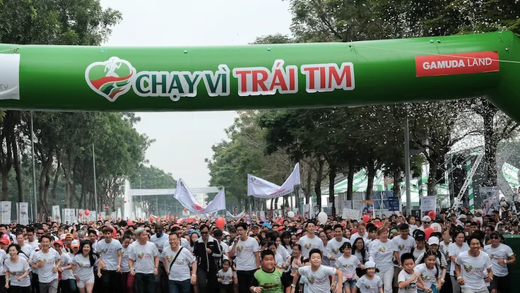 'Chạy vì trái tim' thu hút 15.000 người tham dự