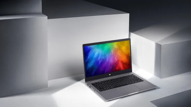 Xiaomi ra mắt mẫu laptop siêu mỏng cấu hình cao