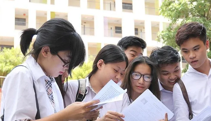 Cơ hội mua smartphone và laptop giảm giá lên đến 30%