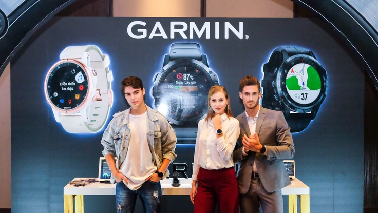 2 mẫu smartwatch dành cho người yêu thể thao