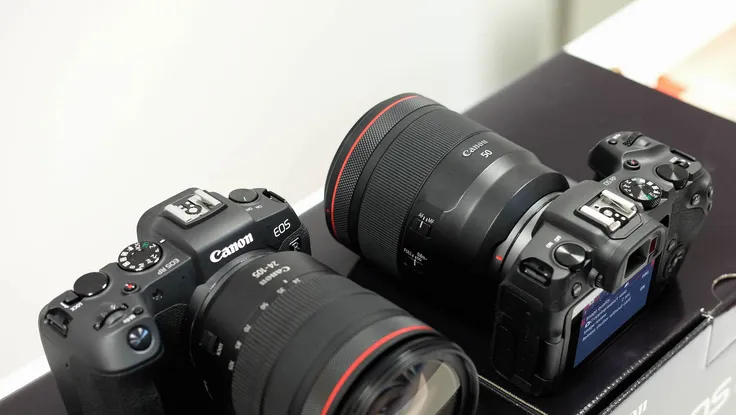 Canon ra mắt máy ảnh full-frame EOS RP siêu gọn nhẹ 