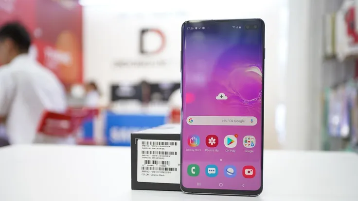Samsung Galaxy S10 Plus 1 TB bất ngờ xuất hiện tại VN