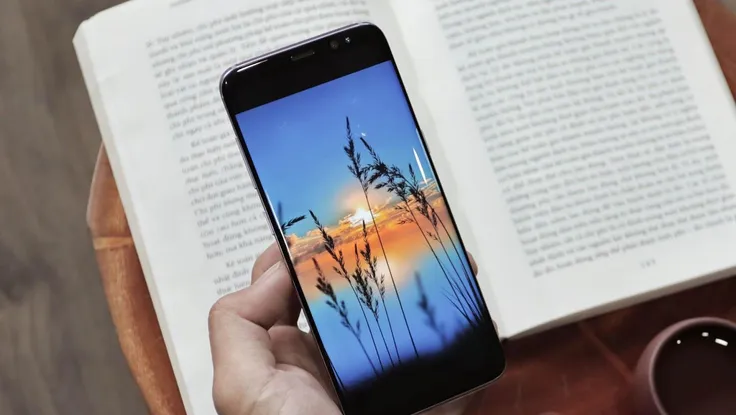 5 mẫu điện thoại tầm trung đáng mua nhất tháng 4-2019