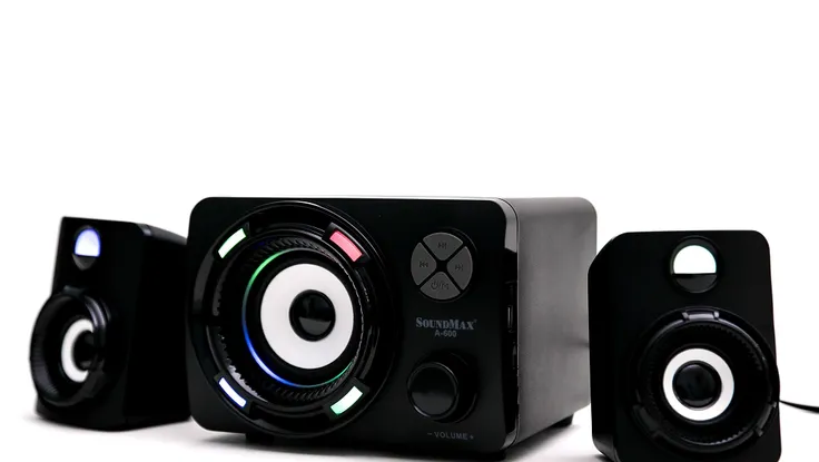 Đánh giá nhanh mẫu loa di động giá rẻ chưa tới 500.000 đồng