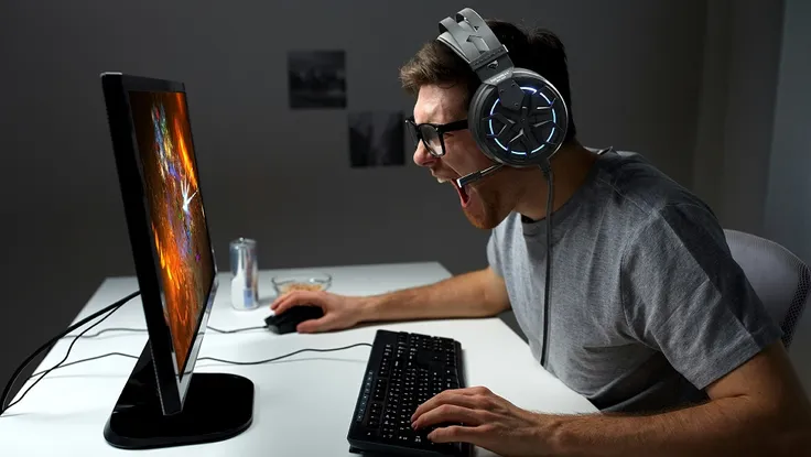 Đánh giá nhanh bộ đôi tai nghe chơi game hầm hố giá sinh viên