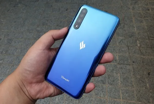 Bán điện thoại giả có thể bị phạt lên đến 30 triệu đồng