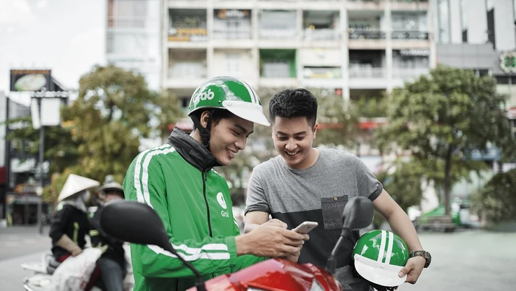 Cách thuê tài xế xe máy theo giờ tại TP.HCM