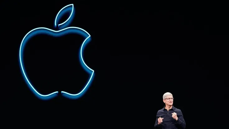 CEO Tim Cook của Apple. Ảnh: Mason Trinca/Reuters