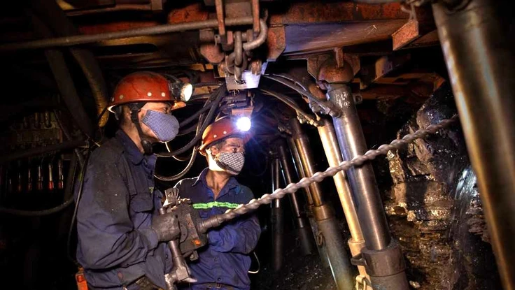 TKV: Mức tiền lương bình quân tháng 10 tăng 6,4% 