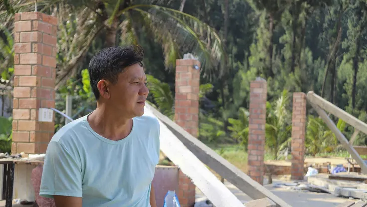 Sóng dữ 'ngoạm' sâu vào đất liền, biển Hàm Rồng tan hoang chưa từng thấy