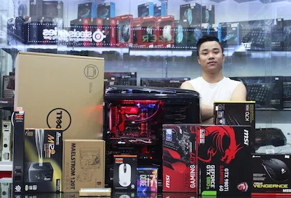 Danh hài tậu dàn máy chơi game 72 triệu đồng