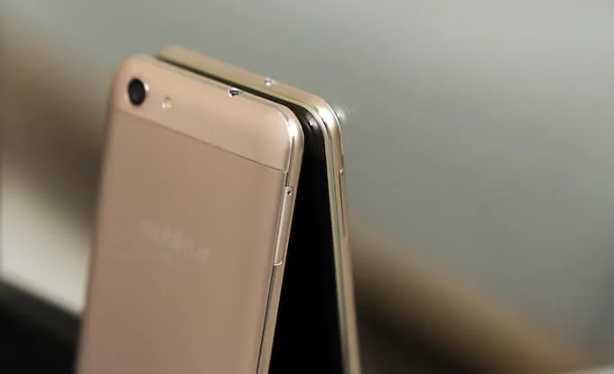 Mobiistar LAI Yuki chính thức lên kệ với giá 2.590.000 đồng