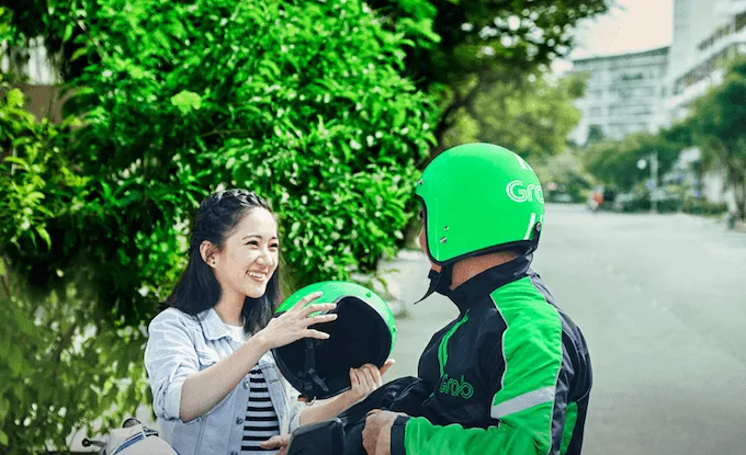 Vinh danh hơn 300 tài xế GrabCar tiêu biểu tại Sài Gòn