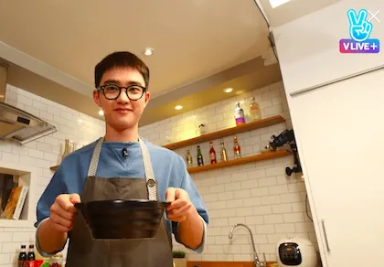 V Live+ - Xóa nhòa khoảng cách giữa người dùng và ngôi sao