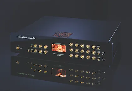 Navison Audio trình làng Karaoke Tube Mixer amplifier đời mới 