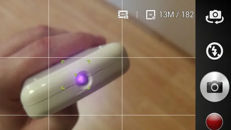 Cách phát hiện camera quay lén trong khách sạn