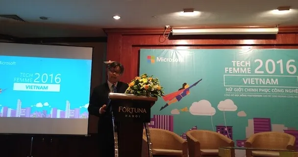 Truyền cảm hứng giúp nữ sinh chinh phục CNTT