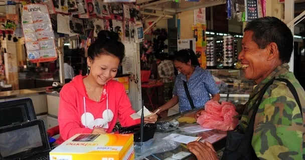 Viettel cán mốc doanh thu 1 tỷ USD tại Lào