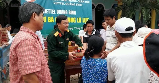 Viettel quyên góp 12 tỷ ủng hộ đồng bào lũ lụt
