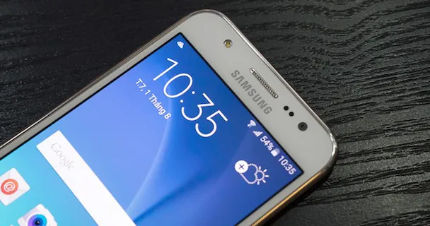 Tới lượt Samsung Galaxy J5 phát nổ tại Pháp