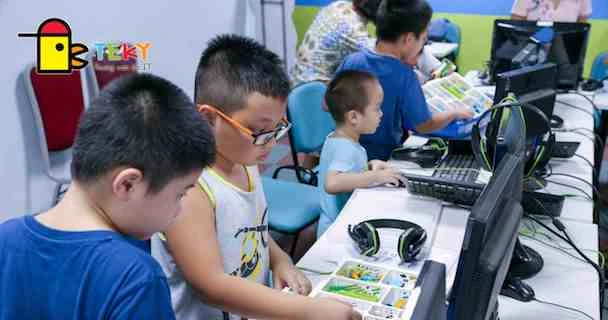 7 trẻ em tham dự cuộc thi lập trình quốc tế