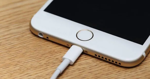 Làm thế nào để sạc iPhone nhanh hơn?