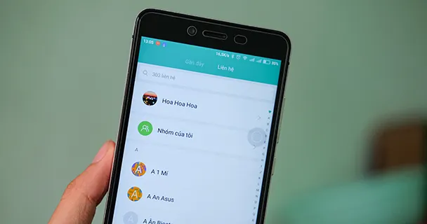 Làm thế nào để xóa bớt các số điện thoại trùng lặp?