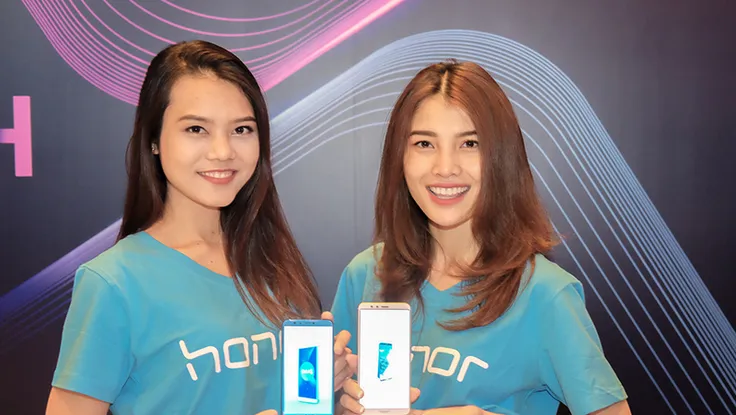 Xuất hiện smartphone có 4 camera giá siêu rẻ