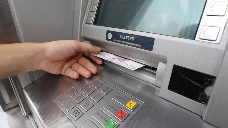 6 lỗi cần biết khi sử dụng thẻ ATM để tránh thiệt hại vào thân