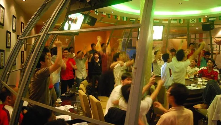 Ứng dụng phát hiện quán cà phê phát World Cup trái phép