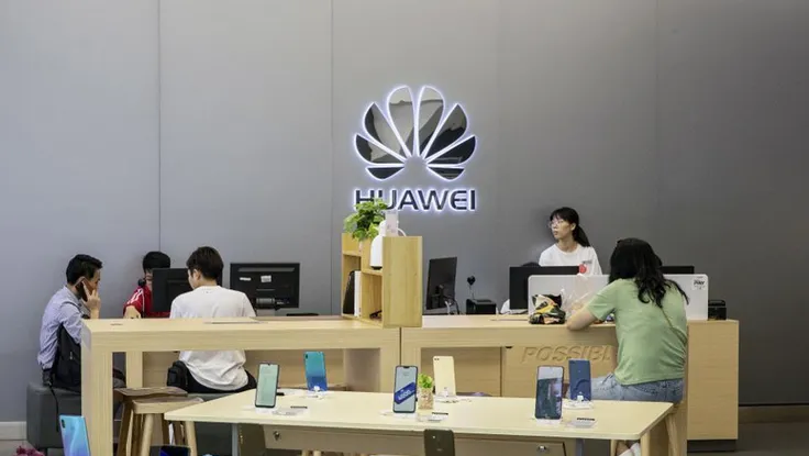 Huawei hoàn tiền 100% nếu điện thoại không chạy được Facebook 