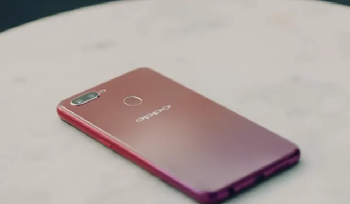 Smartphone trong MV Hãy Trao Cho Anh của Sơn Tùng M-TP là gì?