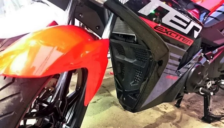 Có nên lắp thêm vè chắn bùn trên xe máy?