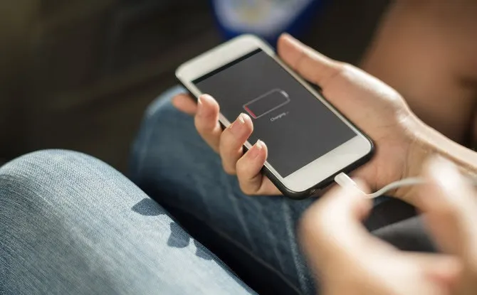 Vì sao điện thoại liên tục phát nổ trong thời gian qua?