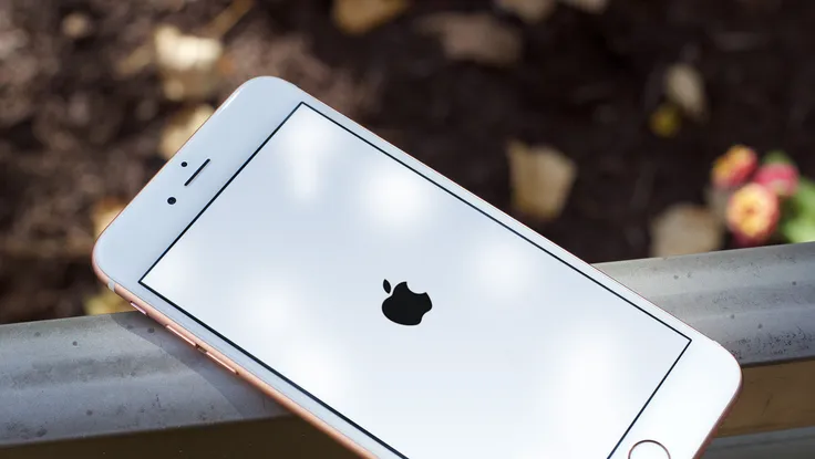 Cách khởi động lại iPhone, iPad bằng giọng nói