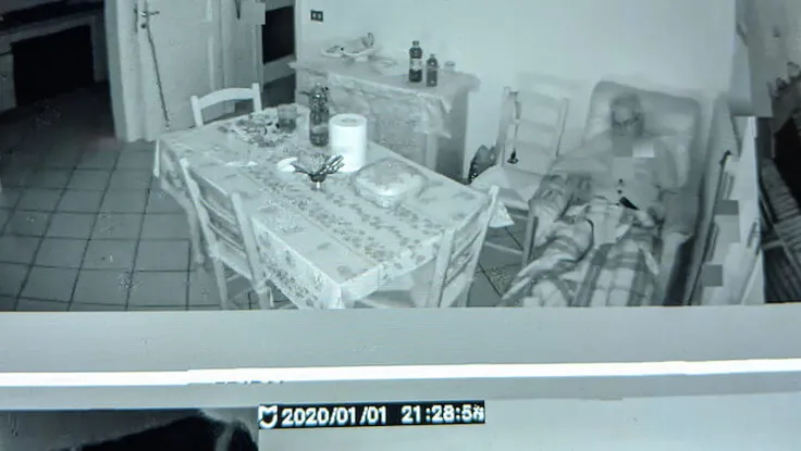 Camera Xiaomi bất ngờ hiển thị nhiều hình ảnh đáng sợ