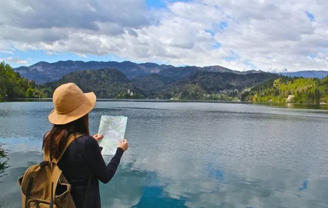 Cách để không bị mắc mưa khi đi du lịch dịp tết