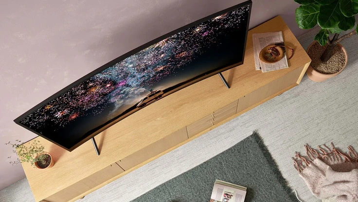 3 mẫu TV giảm giá 50% trong ngày Valentine 14-2