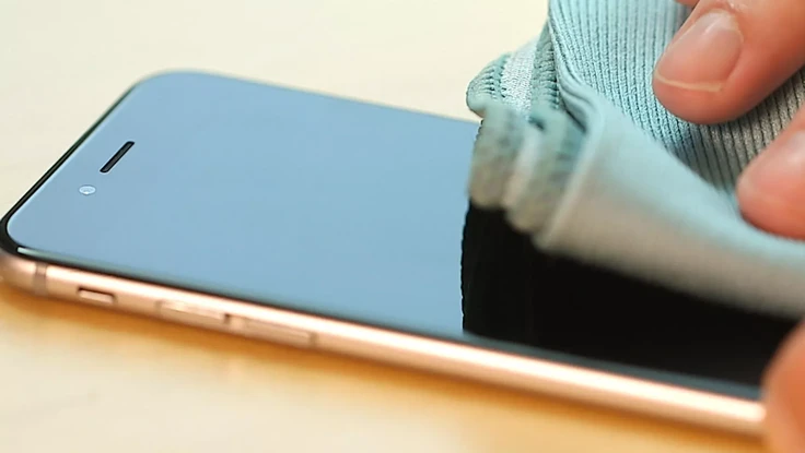 Tại sao chúng ta không có smartphone tự diệt khuẩn?