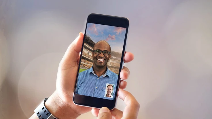 Ứng dụng Zoom âm thầm gửi dữ liệu cho Facebook