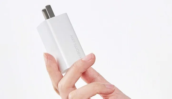 Xiaomi ngừng bán cục sạc 65 W vì lý do khẩn cấp
