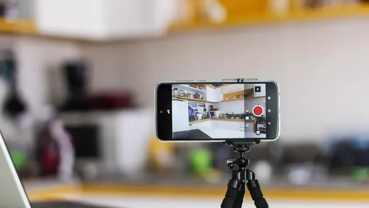 Cách sử dụng điện thoại làm webcam cho máy tính