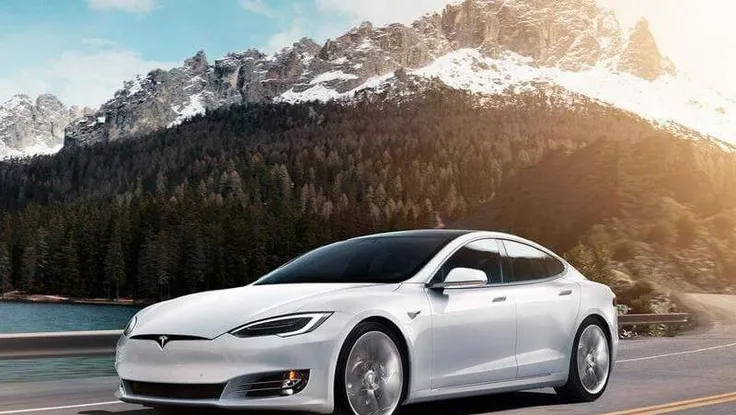 Lộ diện mẫu xe điện đầu tiên có khả năng di chuyển hơn 640 km 