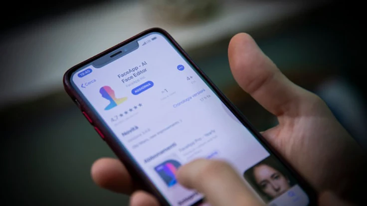 Cẩn trọng khi sử dụng các ứng dụng hoán đổi khuôn mặt