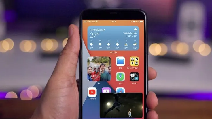 Cách xem video YouTube trên iPhone khi đang mở ứng dụng khác
