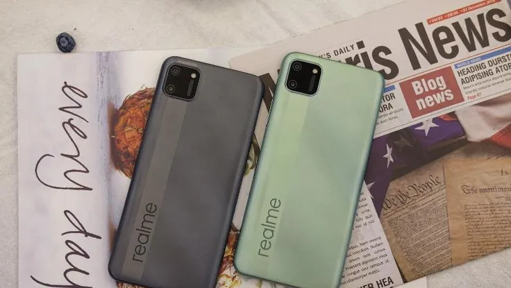 3 mẫu điện thoại màn hình to, pin khủng, giá dưới 3 triệu đồng